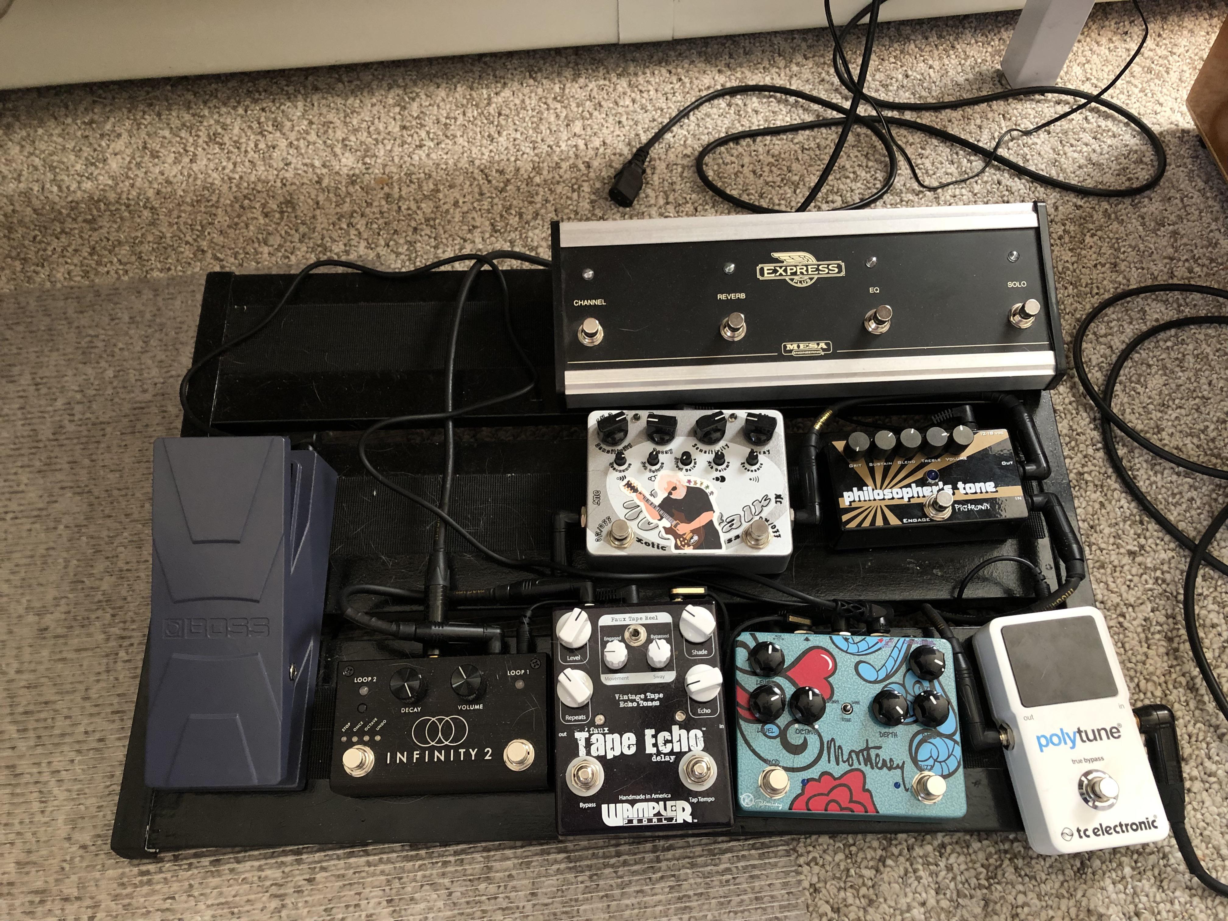 NPD：Boss EV-30。Keeley Montereyと組み合わせると、すごく楽しいんだ