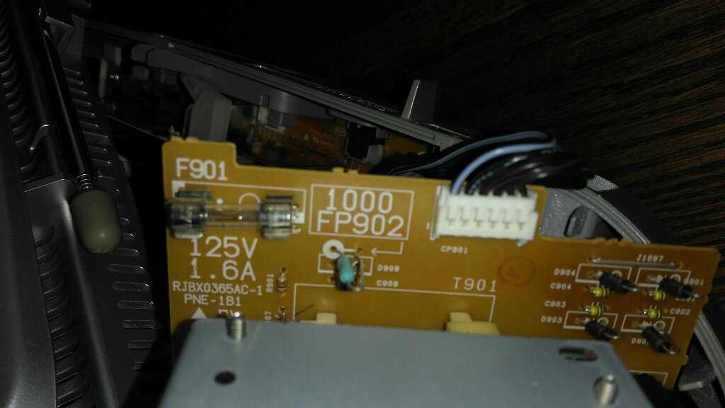 MD boombox from Japan, Panasonic RX-MDX81 close-up of the PSU