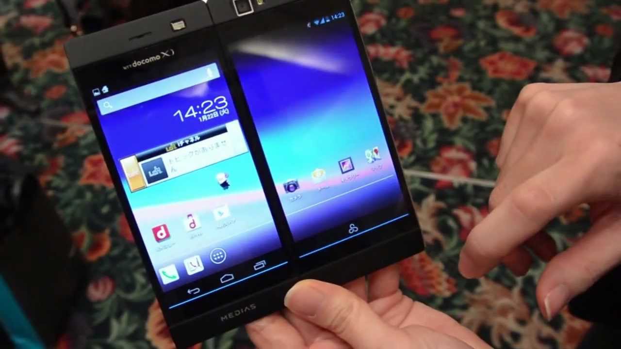 2画面スマホ「MEDIAS W N-05E」の動作デモ - YouTube