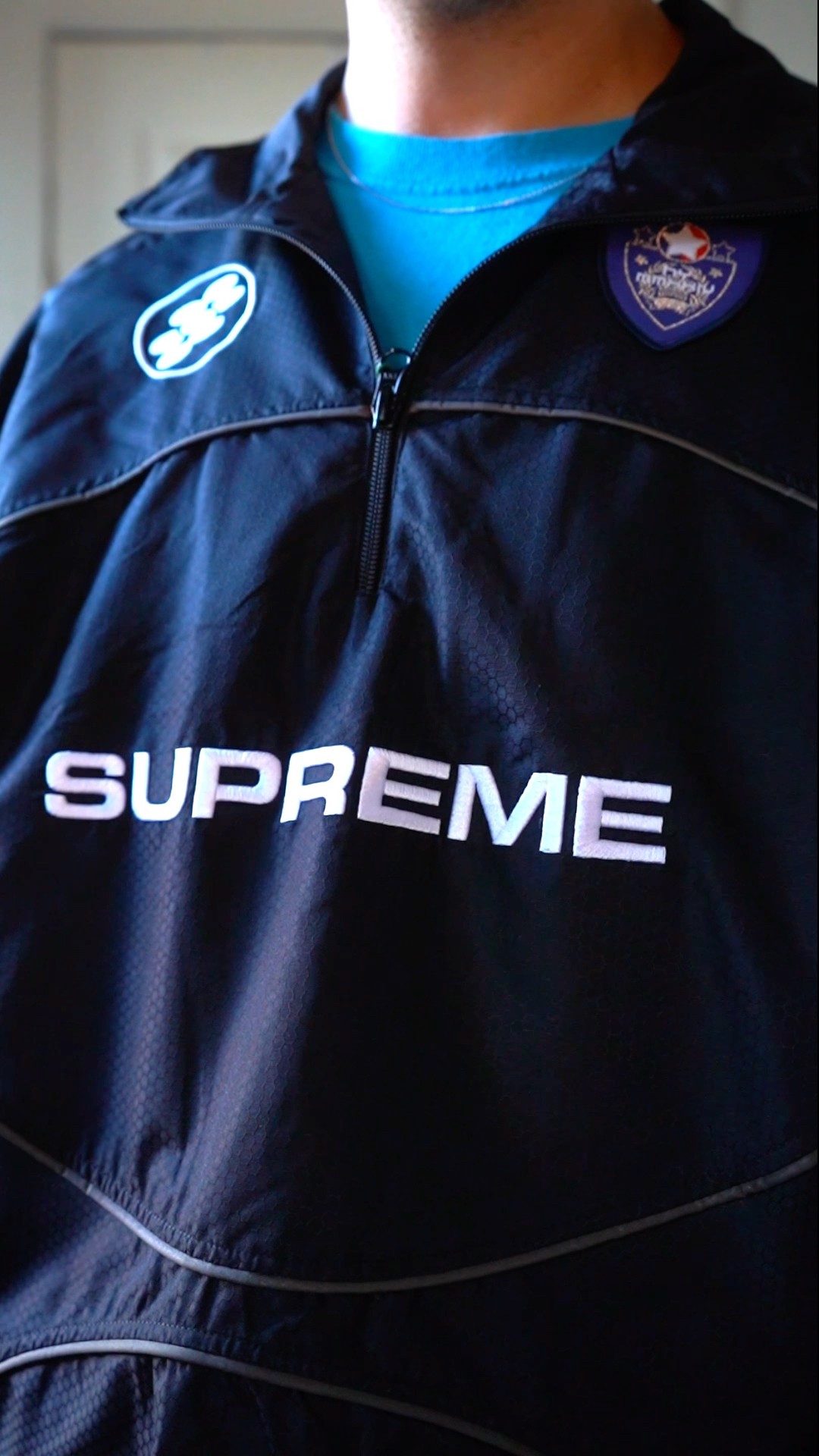 Supreme Reflective Piping Pullover unboxing - YouTube