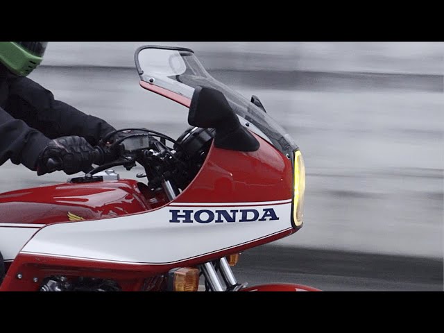 CB750F] This cowl really shows the greatness of Honda! It's the