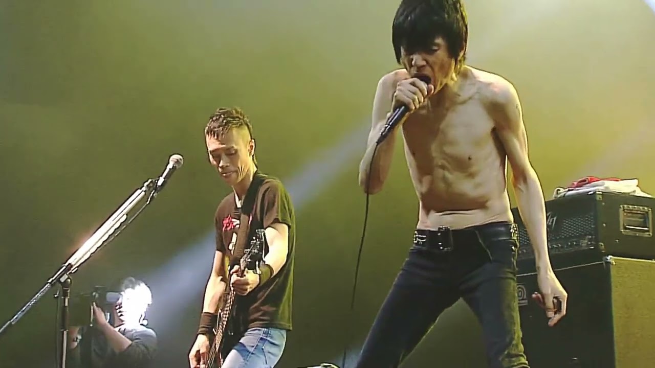 ザ・クロマニヨンズ 『スピードとナイフ』 - YouTube