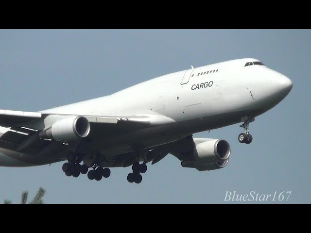 Air Zeta Boeing 747-400BDSF (HL7423) landing at FRA/EDDF