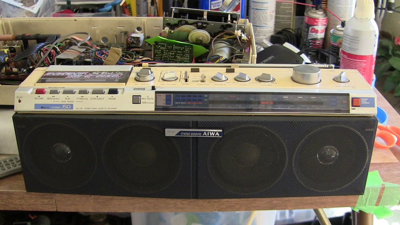 Aiwa CS-J50 aka Aiwa CS-500 #2 unboxing and playing I hope 28