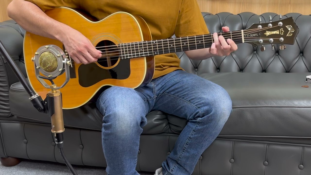 Guild F-30RPS (1982) - YouTube