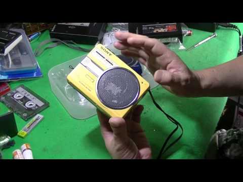 SONY 2003年 カセットウォークマン WM-GX202 - YouTube