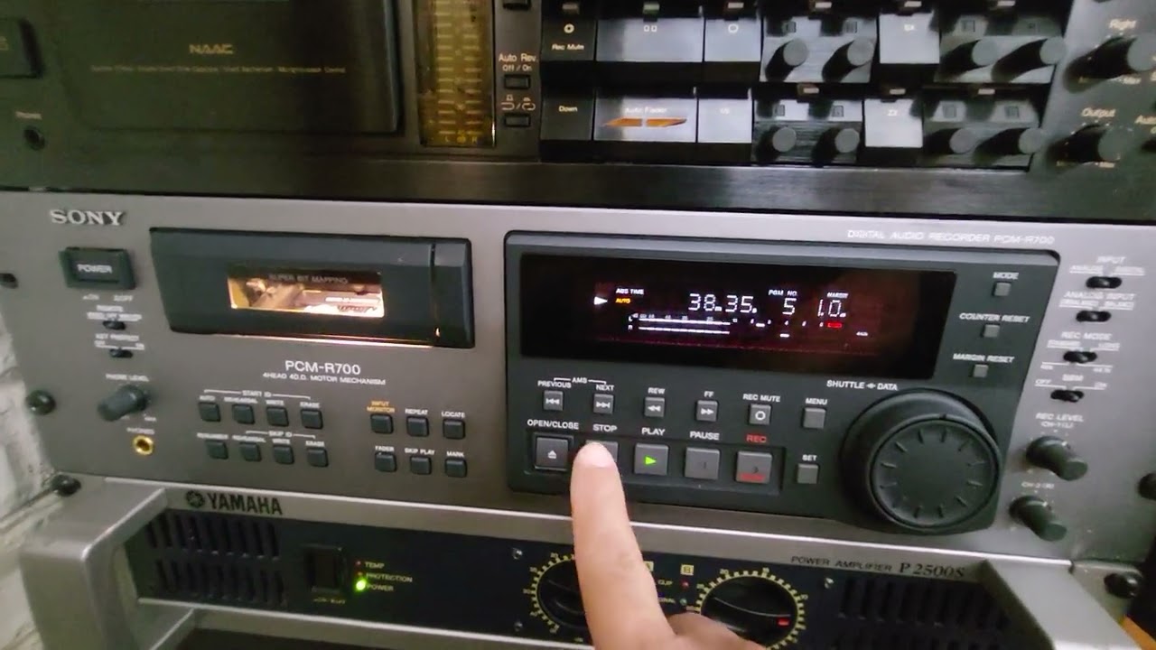 SONY PCM-R700 4-Motor 4-Heads Direct Drive DAT RECORDER - YouTube