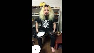 REMOのフレームドラムの紹介 - YouTube