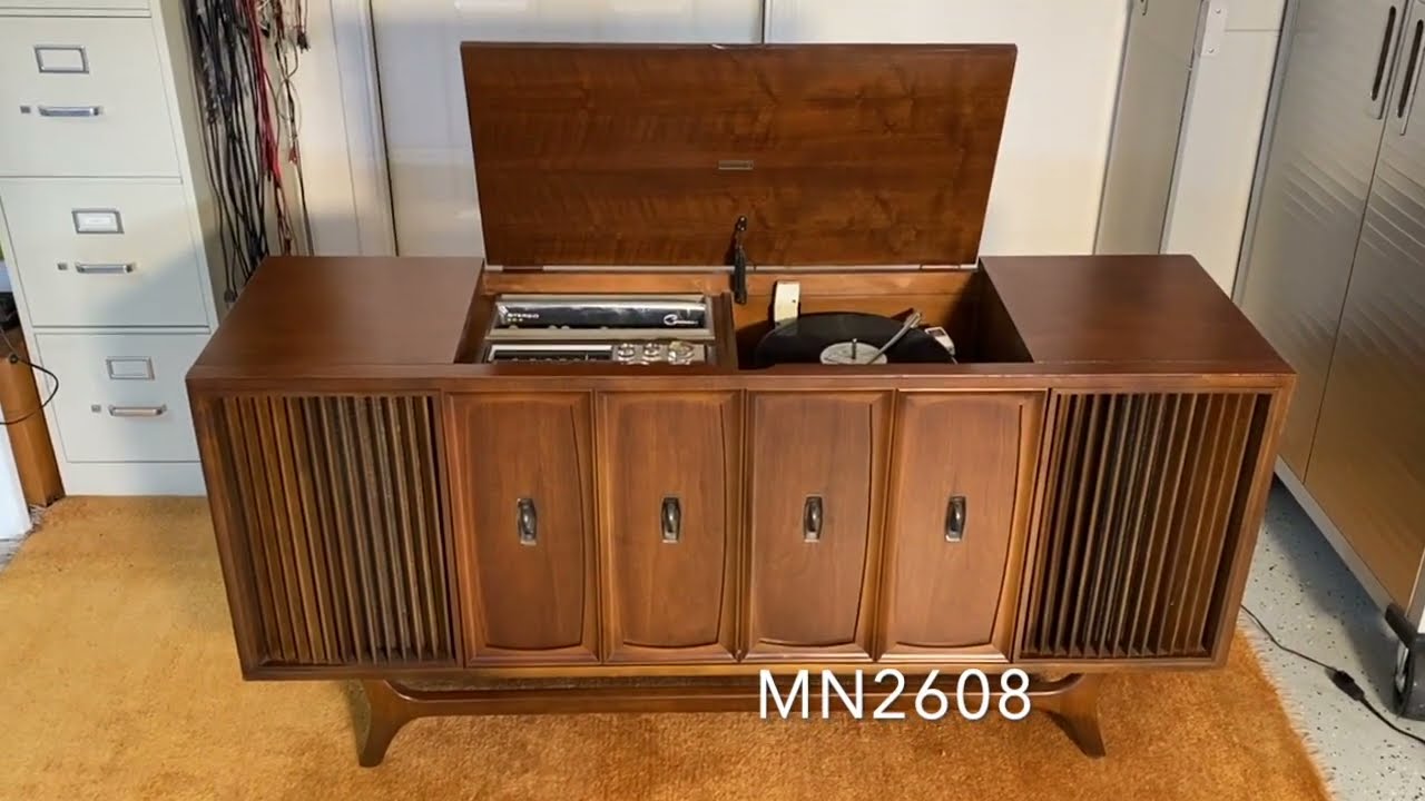 Zenith MN2608/X940 Allegro V Stereo Console - YouTube