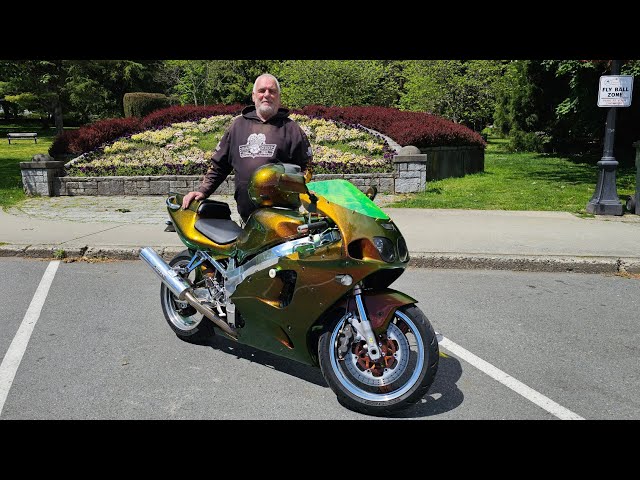 Meet Fast Eddie & his gorgeous 1996 Kawasaki Ninja ZX7R(P1) Show