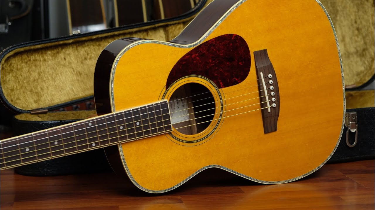 Stafford SF-400F-VT Top Solid Spruce b/s Rosewood OM style : รีวิว