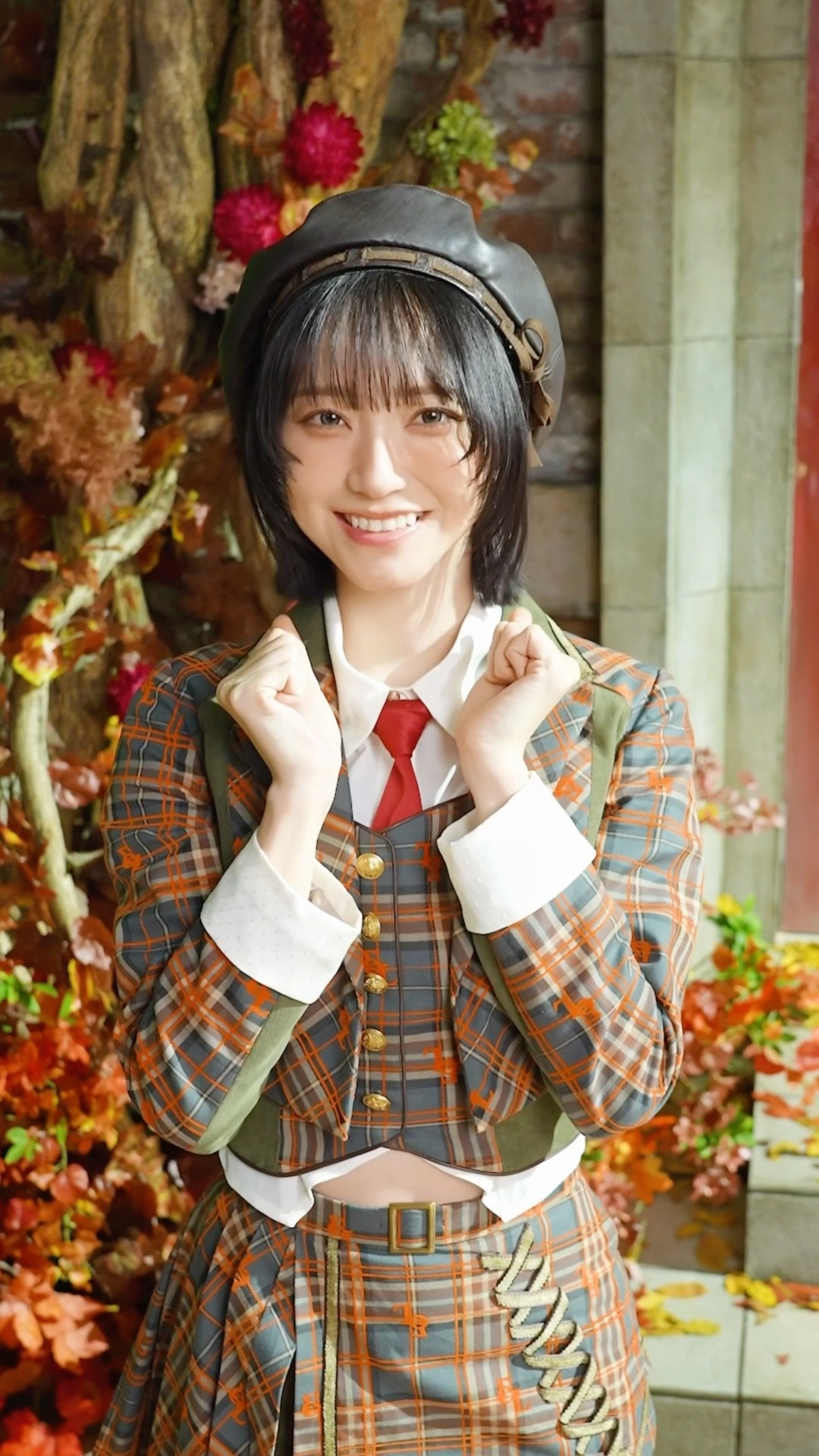 ラブソングに襲われる 」歌唱衣装 DANCE ver.🐺🤎 #イコールラブ