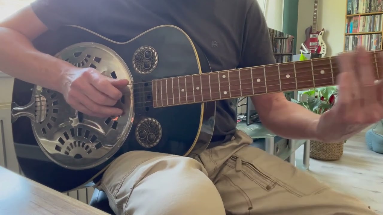 buzzbuzz…johnson リゾネーターマンドリン Johnson JR-890E