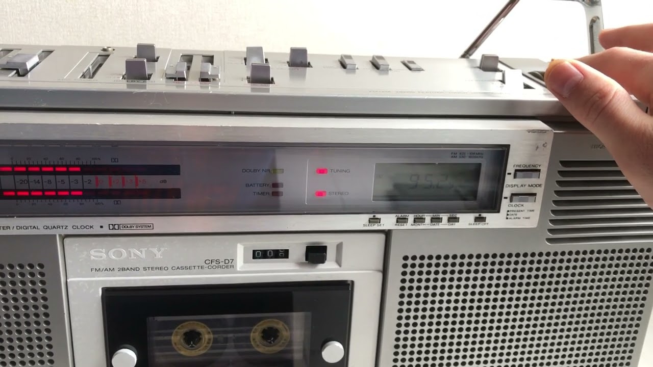 SONY CFS D 7 - YouTube