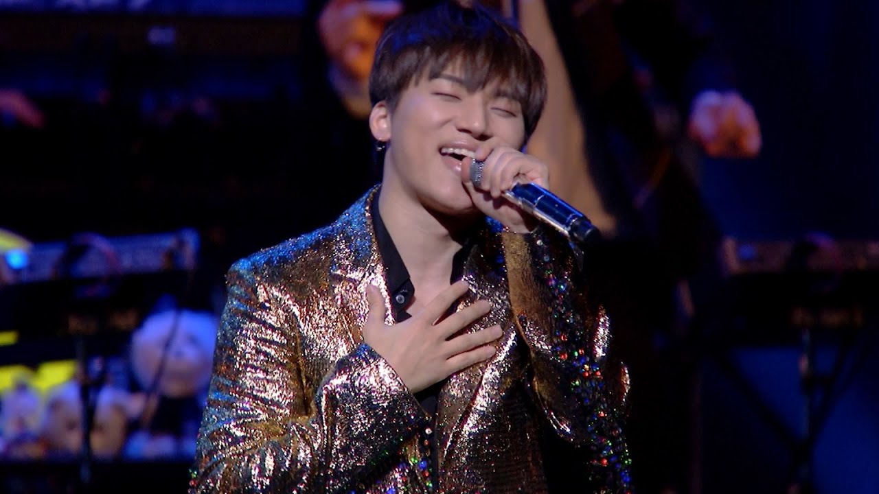 D-LITE (from BIGBANG) - D-Day [DなSHOW Vol.1] - YouTube