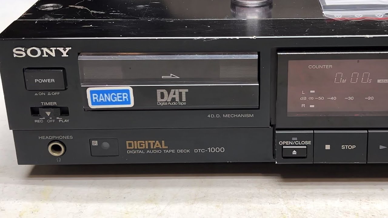 Sony DTC-1000 DAT Deck Part 1 - No Load, No Play - YouTube