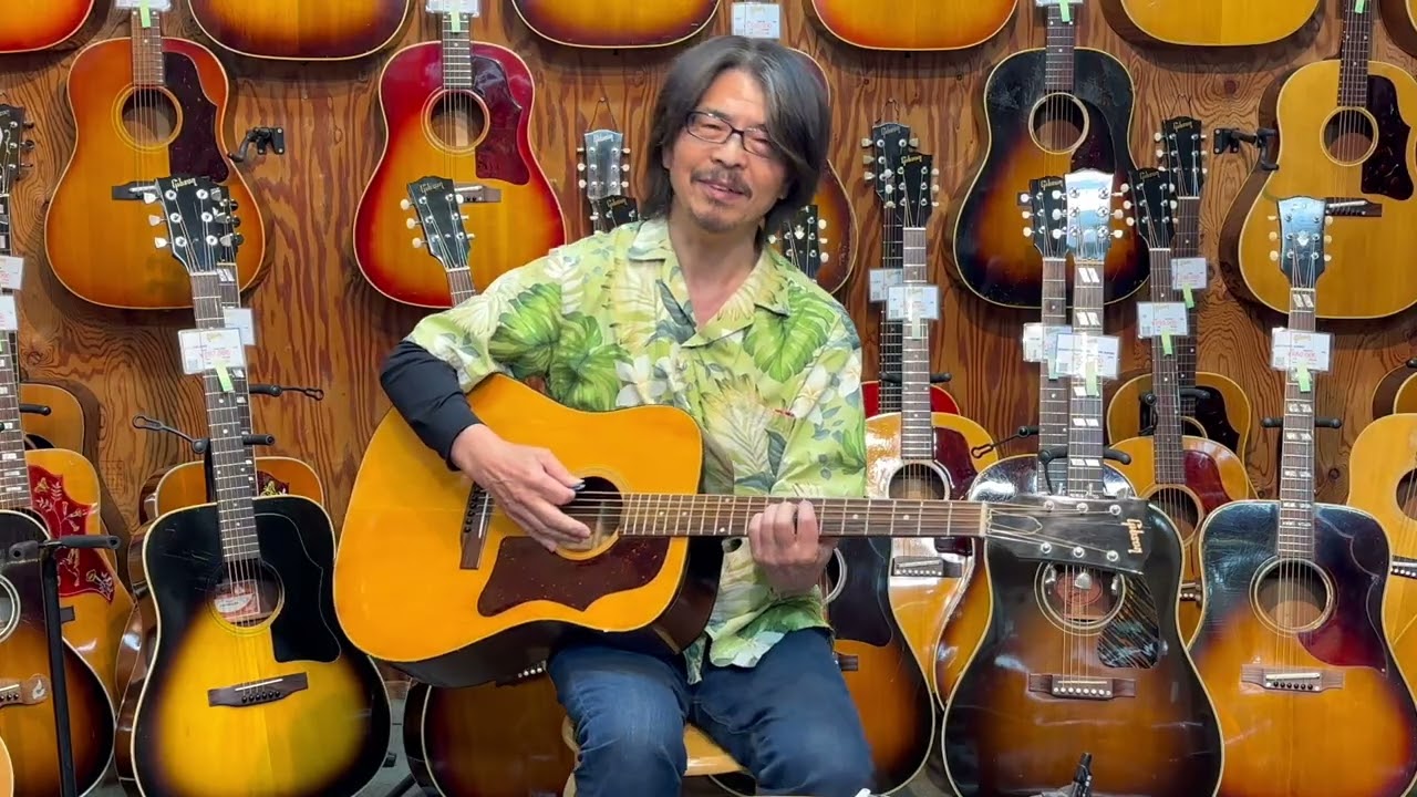 GIBSON J 50 DELUXE 1976 - YouTube