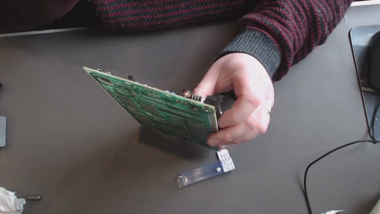 ZX Spectrum 7405 voltage regulator replacement with something