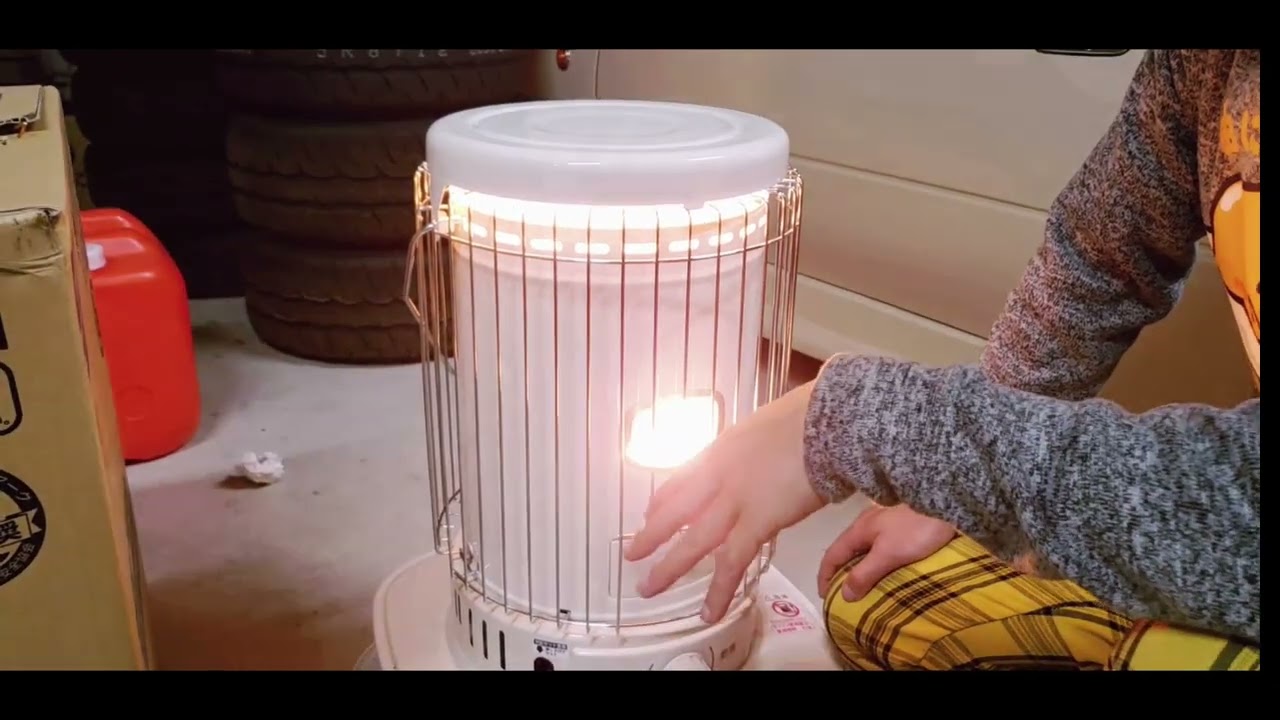 コロナ】自然通気形開放式石油ストーブ。 - YouTube