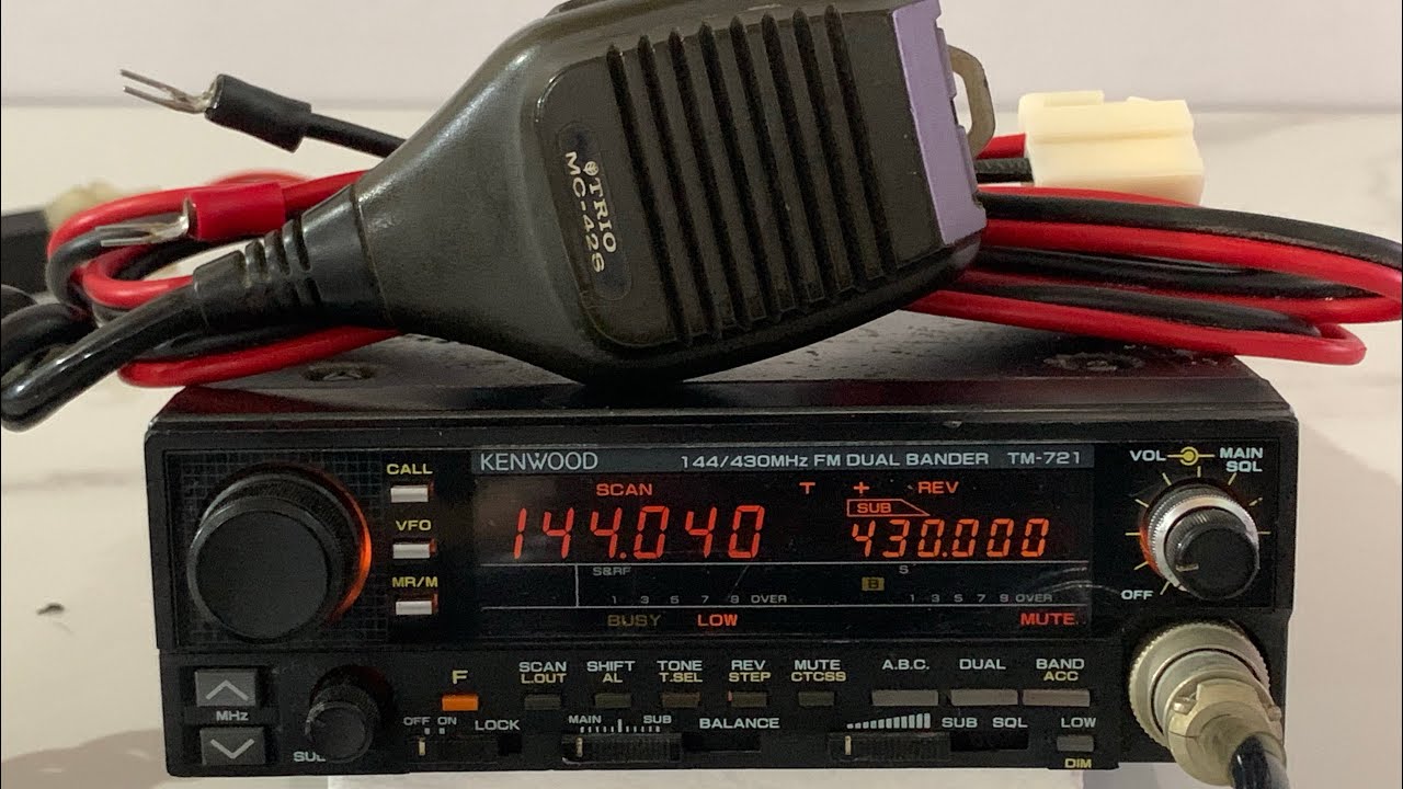 Kenwood TM-721S FM VHF/UHF 40W - YouTube
