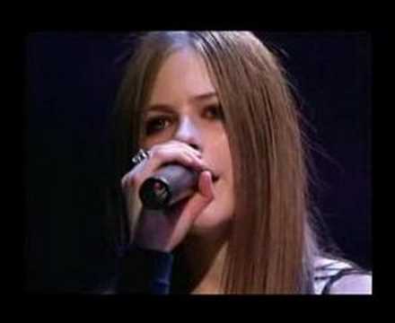 Avril Lavigne - Knocking on Heaven's Door live performans - YouTube