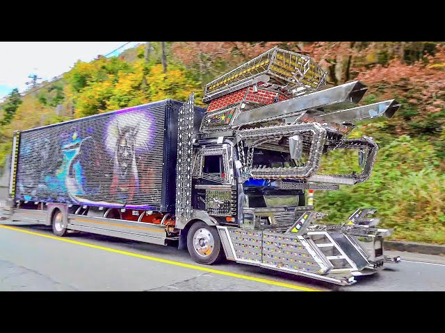 ロケット&バンパーが超ロングなデコトラ登場‼️【搬入②】華翔会