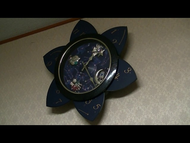 リズム時計 スモールワールド・エクロールS - YouTube