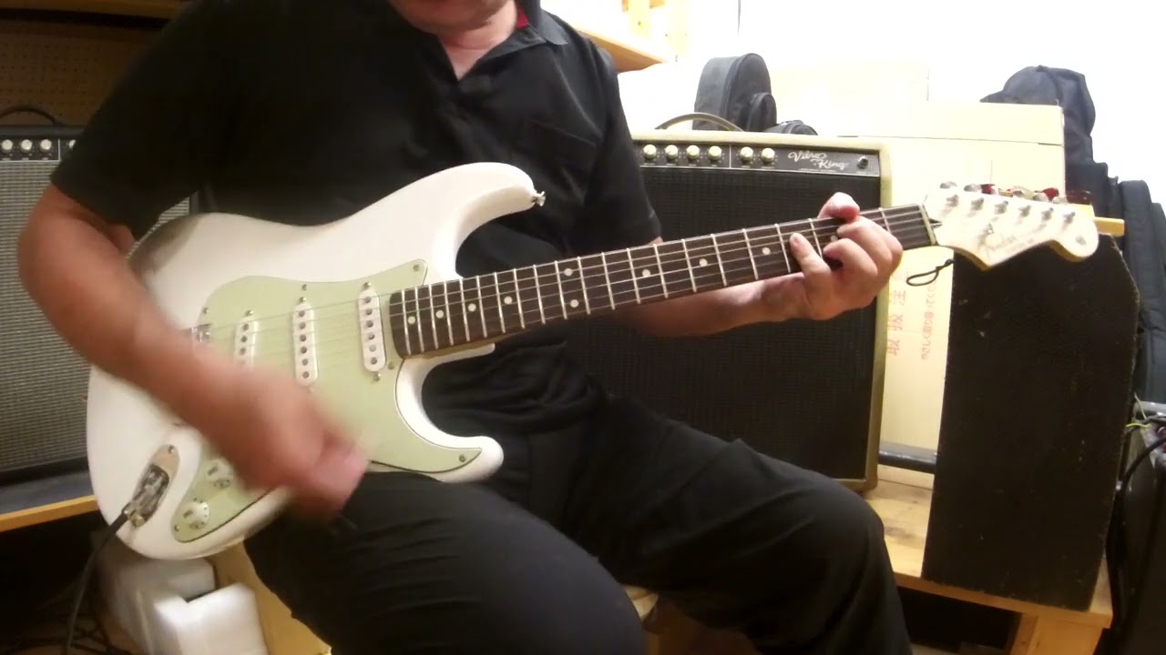 ミディアムスケールストラト Fender Japan ST-43M Clean - YouTube