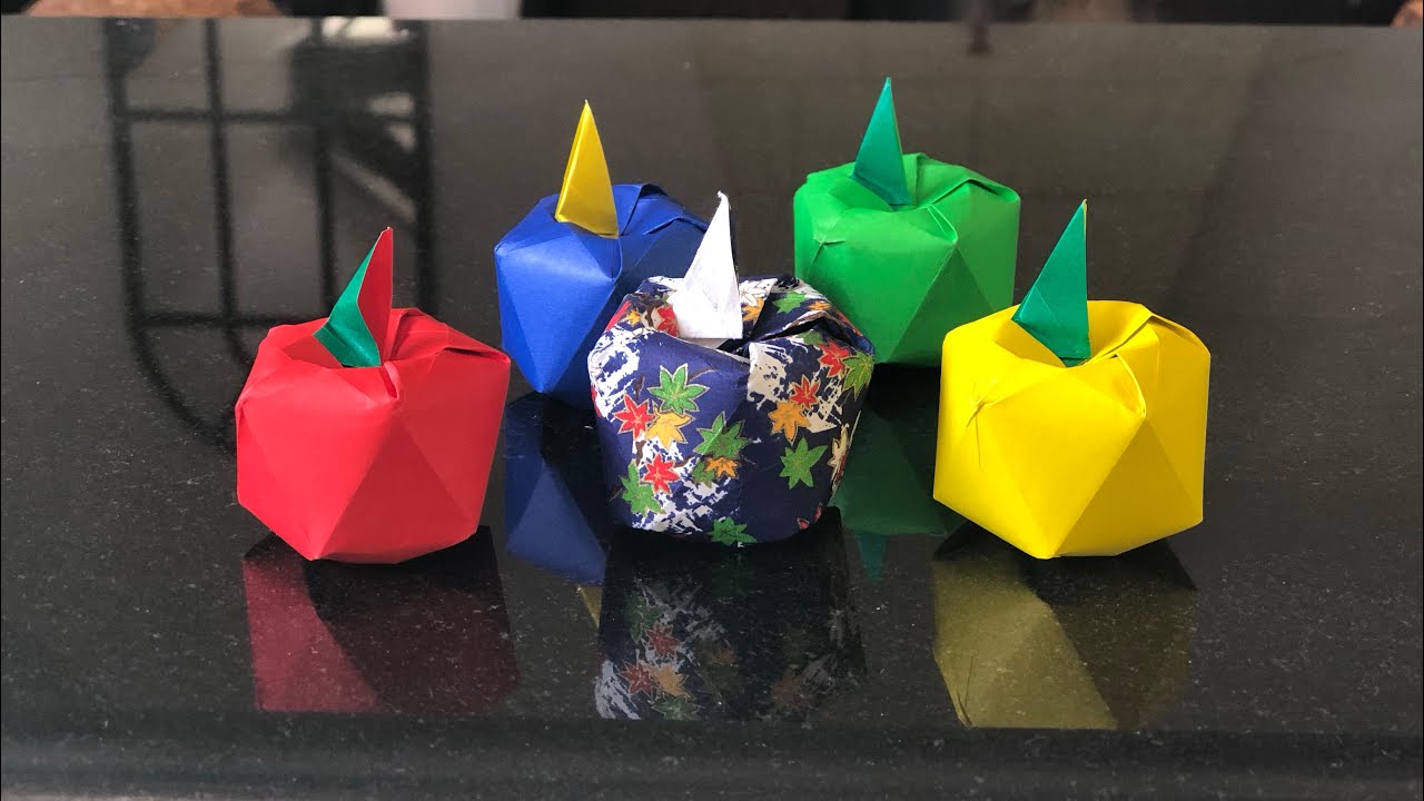 立体】秋の折り紙 折り方 りんご - YouTube