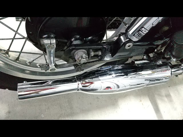 W650 トライアンフフルエキマフラー 全域でパワーアップ 廃盤 青