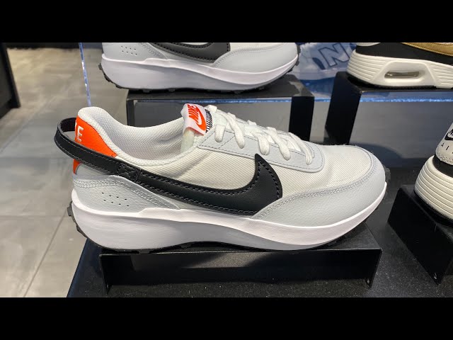 Nike Waffle Debut (Summit White/Picante Red/Pure Platinum/Black