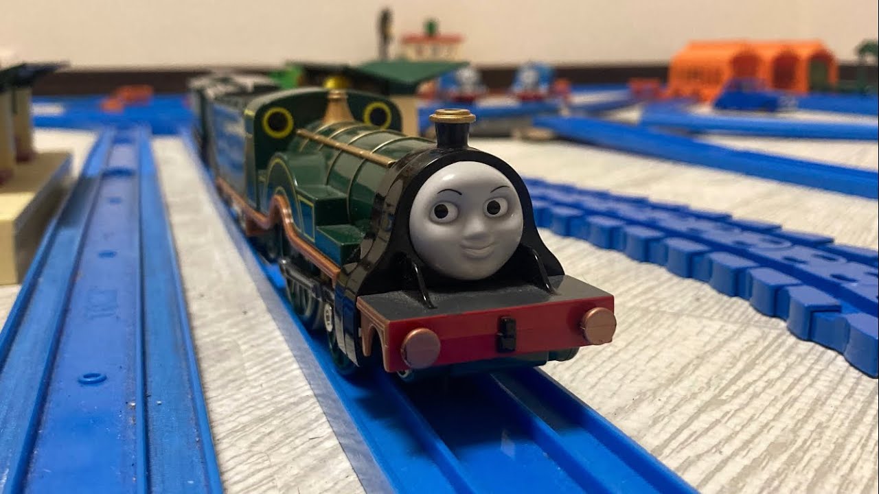 Plarail Thomas Emily's New Train - YouTube