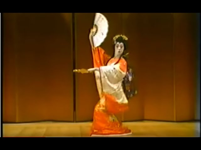 舞踊『鳳凰の舞』楓一竜（楓竜三郎）#日本舞踊 - YouTube