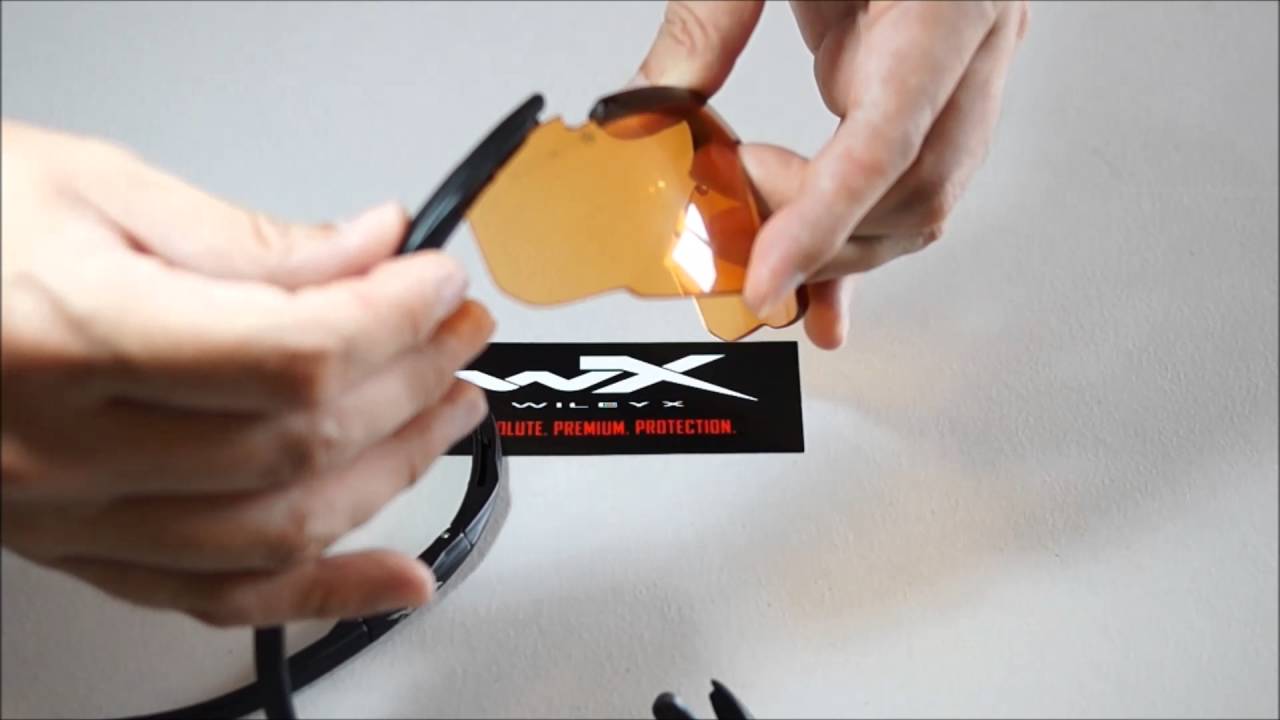 SABER ADVANCEDのレンズ交換方法 - YouTube