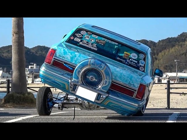 Lowrider【Lincoln TownCar】リンカーン タウンカー ローライダー