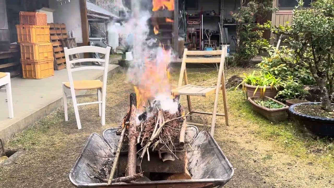 無骨すぎる焚き火台！CAMP873＆フォールマウンテン！ - YouTube