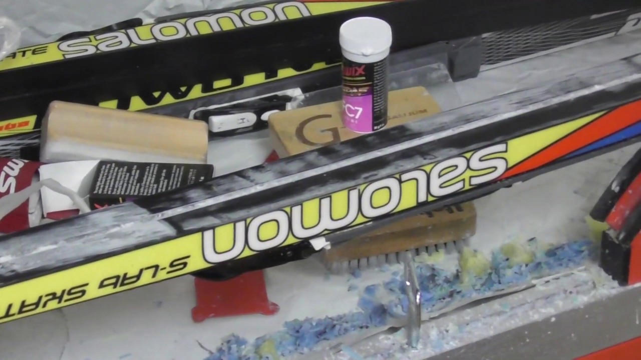 クロスカントリー用のスキーにパウダーワックス塗ってみた。SWIX CERA