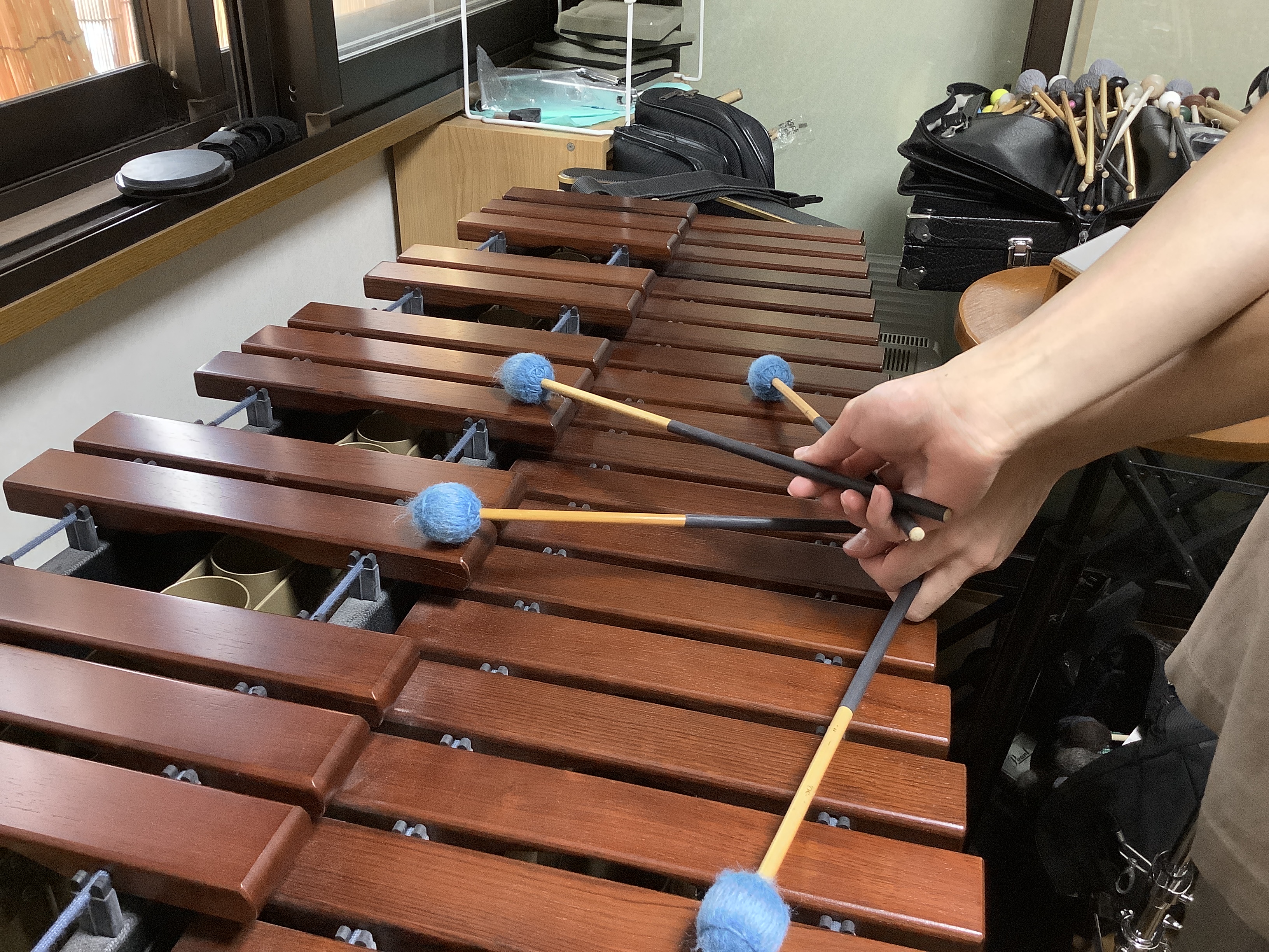 4本マレット（片手2本持ち）の動かし方 その3 白鍵&黒鍵と腕の向き