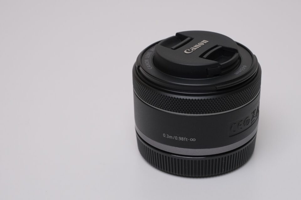 CANON RF50mm F1.8 STMレビュー！ロングセラー単焦点レンズがRF