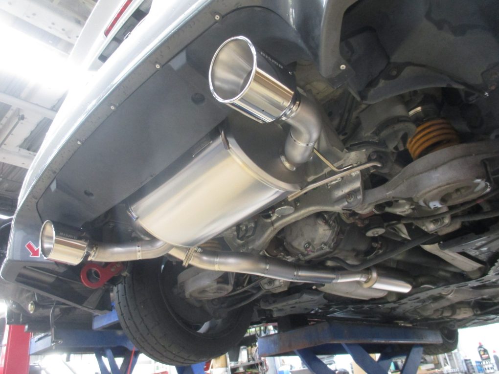 ニスモ Z33スポーツチタンマフラー（バージョンNISMO