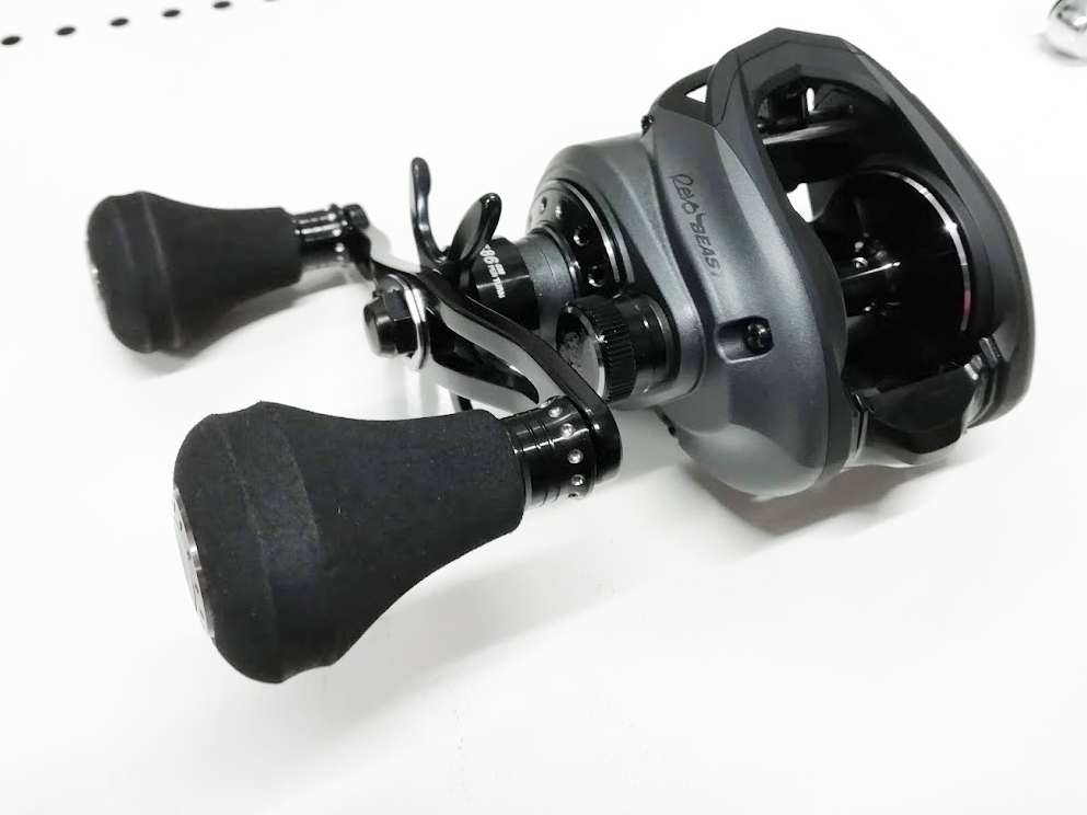 生イジりMovie】アブのベイトリール・REVO BEAST（レボ・ビースト