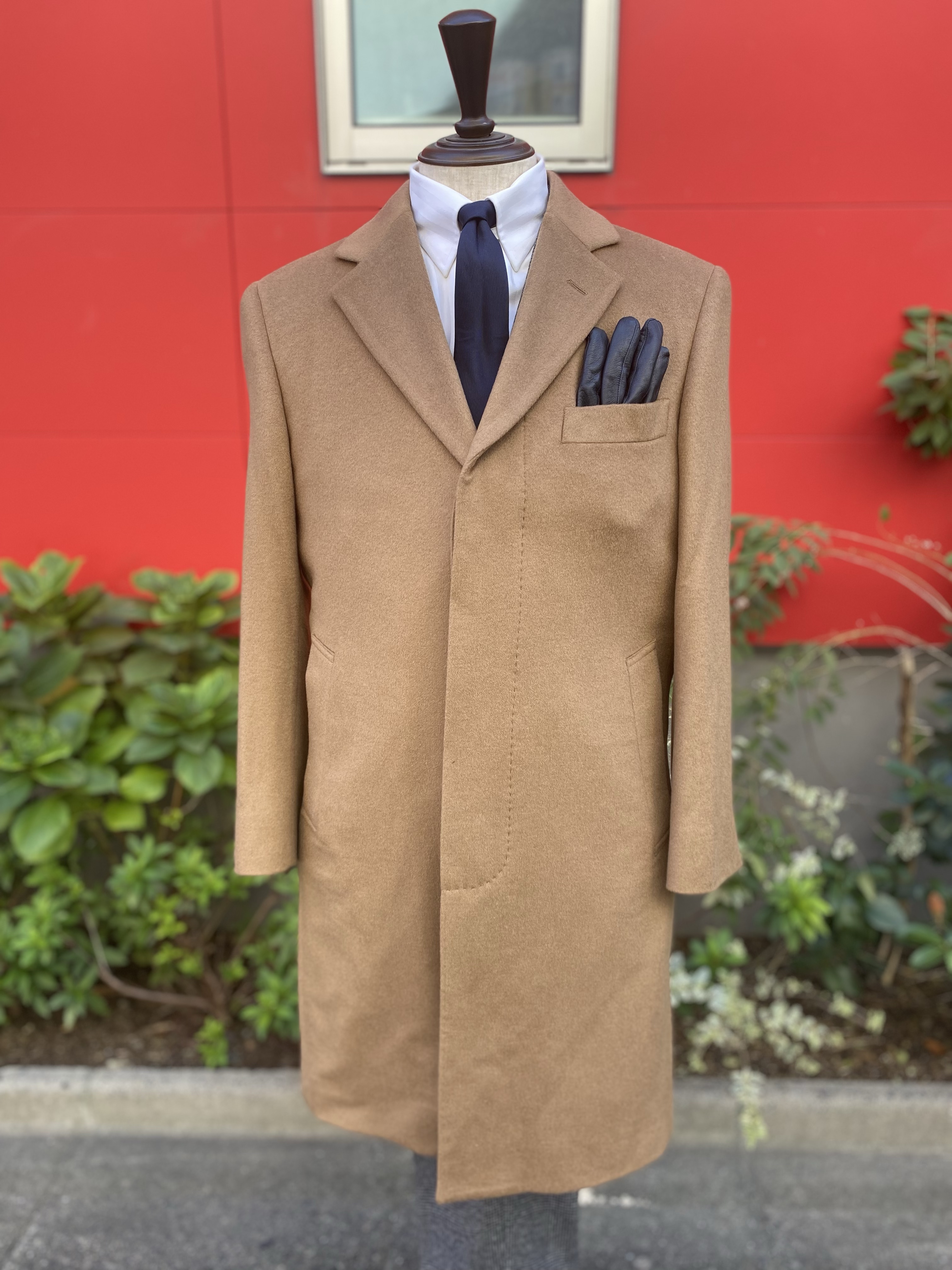 上品で優雅なカシミヤのキャメルシングルチェスターコート | 東京都港