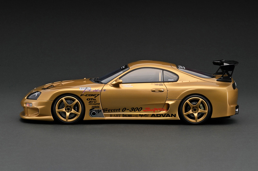 IG2484 1/18 TOP SECRET GT300 Supra (JZA80) Gold With Mr. Smokey