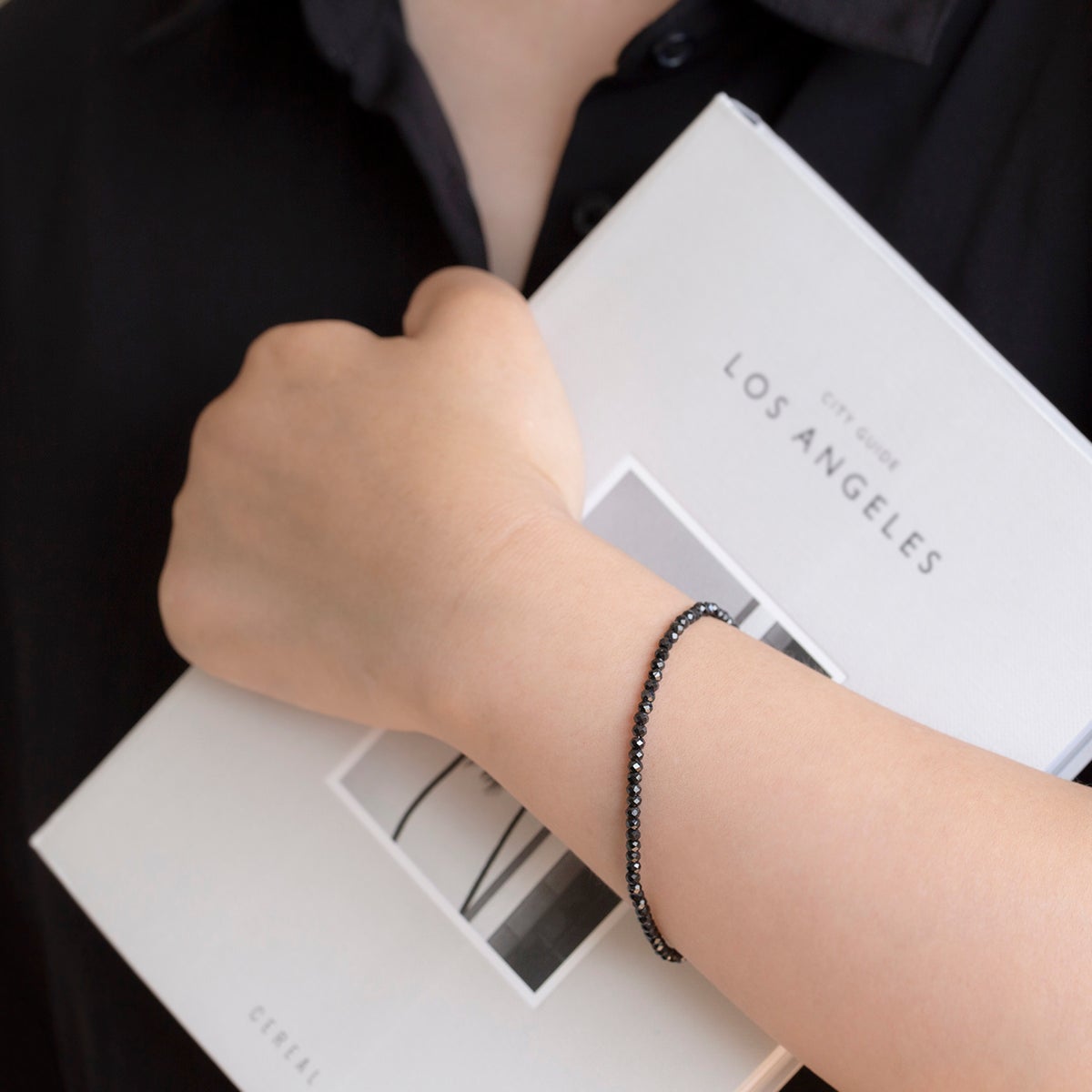 8月誕生石】ブラックスピネル ブレスレット | IKEDAジュエリーオンライン