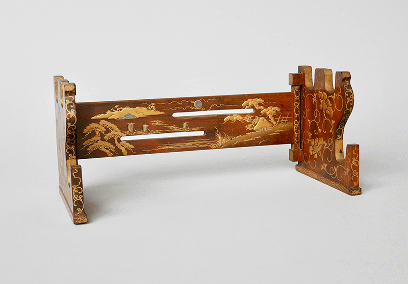 刀掛・太刀掛 | 日本刀買取 販売、刀剣古美術の飯田高遠堂