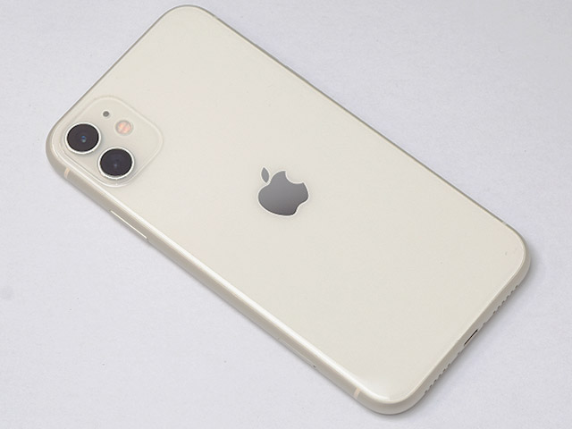 第3世代】iPhoneSE 128GB スターライト MMYG3J/A A2782【国内版 SIM