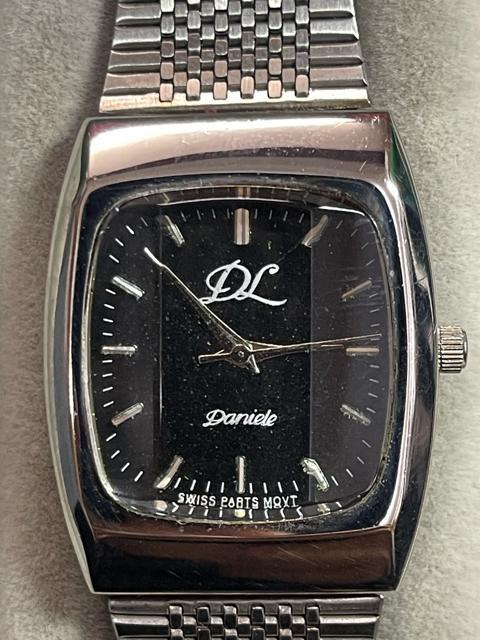 Daniele 腕時計 スクエア型 シルバー メッシュベルト クォーツ QUARTZ