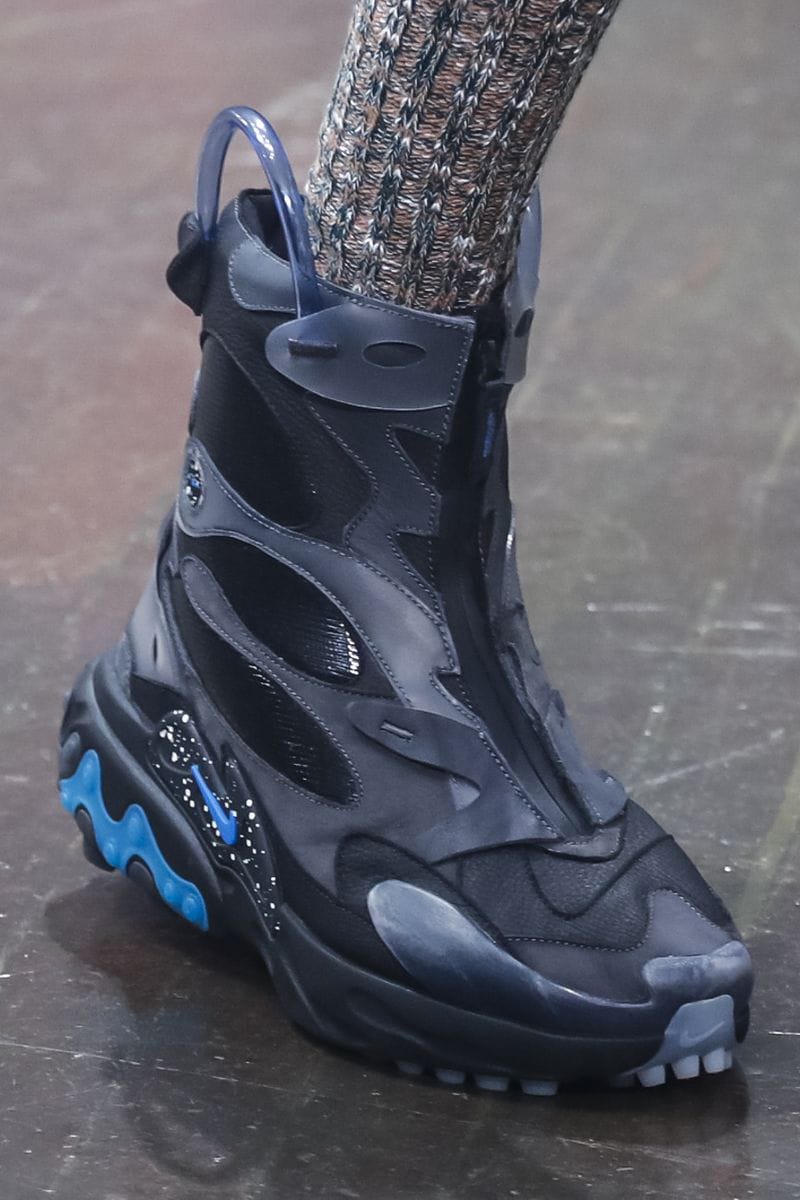 UNDERCOVER 2019年秋冬コレクションは『時計じかけのオレンジ』が