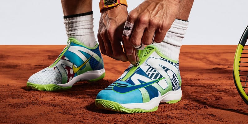 NikeCourt_Cage3Glove_WhatThe_R