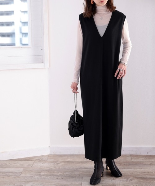 1枚でサマになる主役級。Vネックロングワンピース | クラシカルエルフ